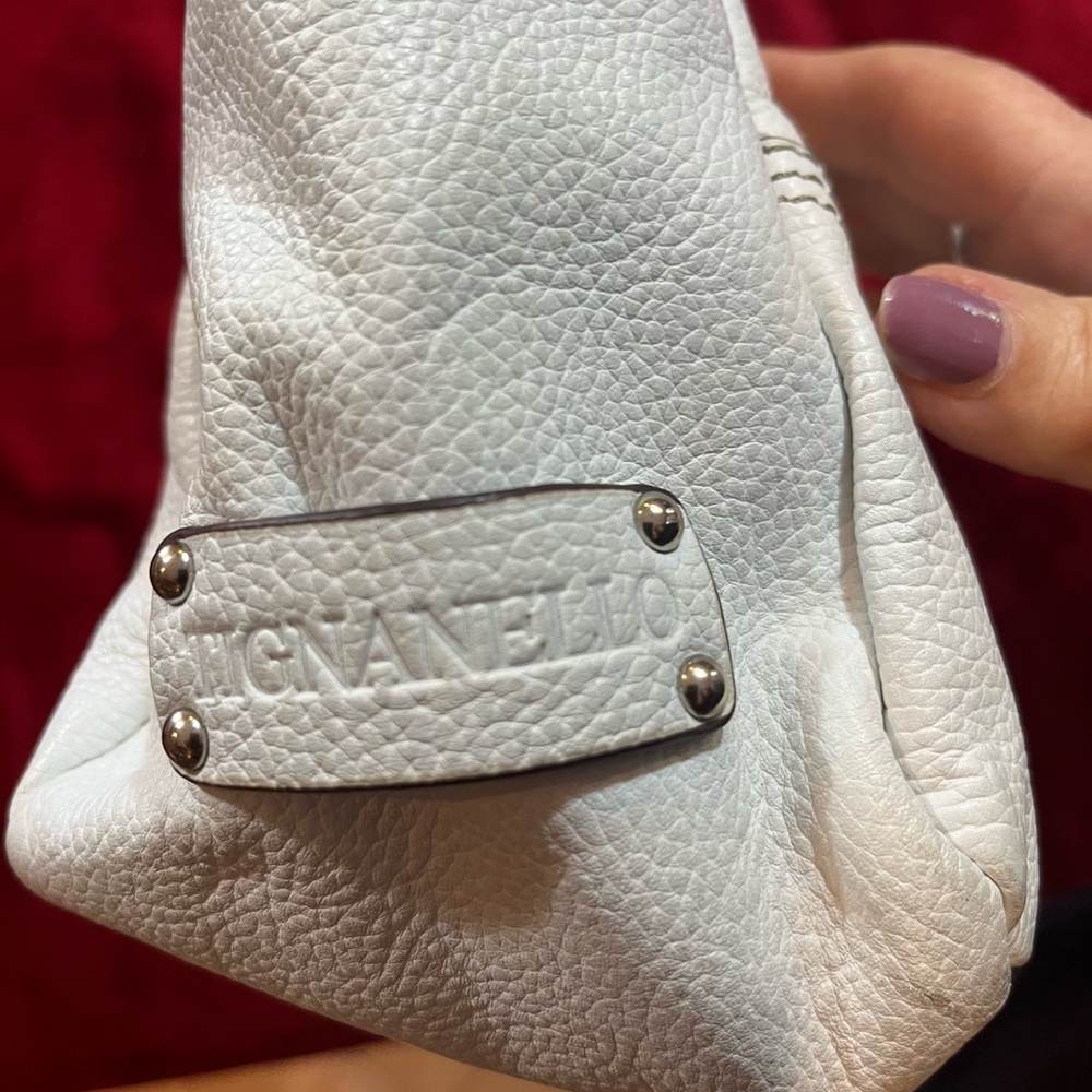 Chic White Leather Handbag - Picture 4 of 13